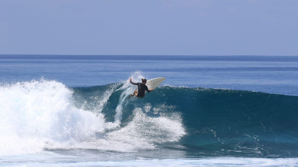 Surf Trip Maldives on boat